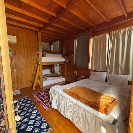 Northern Lake Lodge Izbat Ilyas Kültér fotó