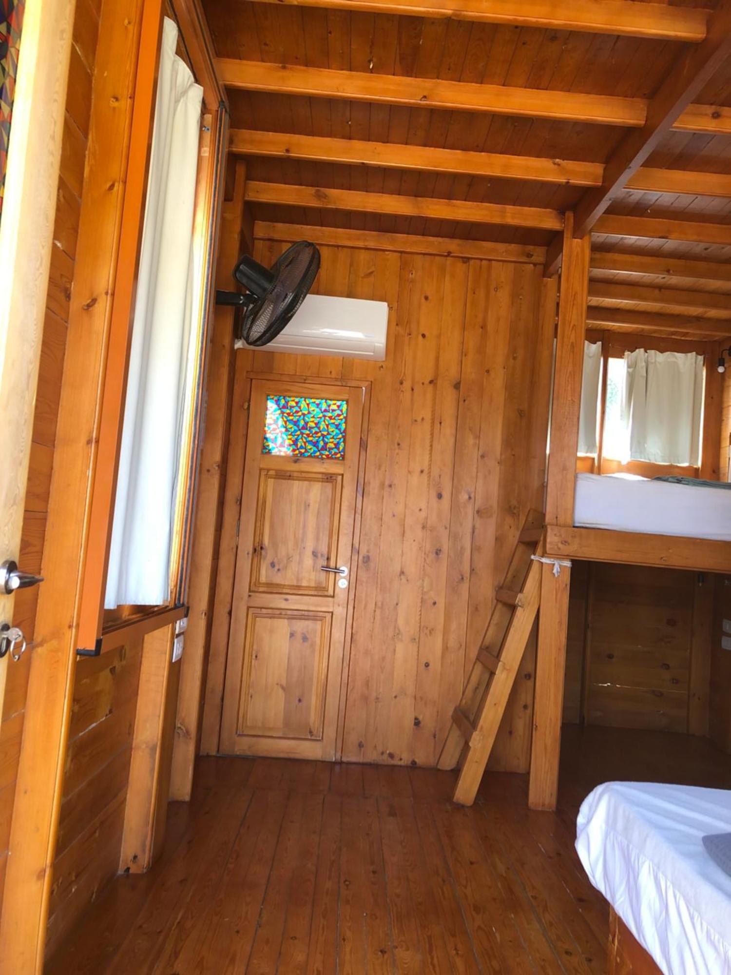 Northern Lake Lodge Izbat Ilyas Kültér fotó